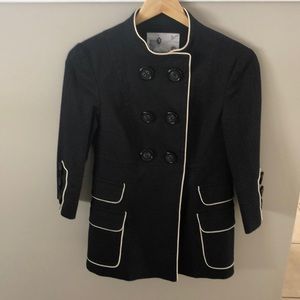 Double breasted blazer with 3 quarter sleeves